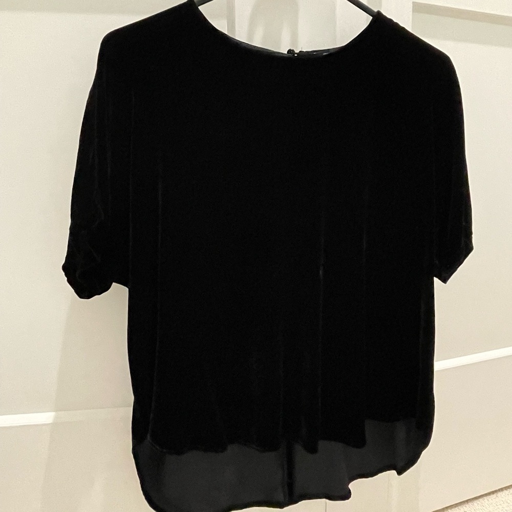 Velvet black tee